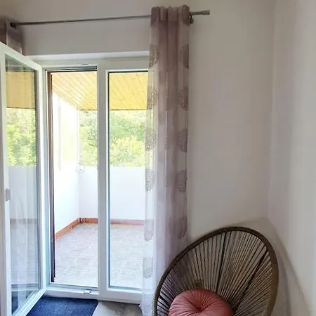 Apartment Sanja *